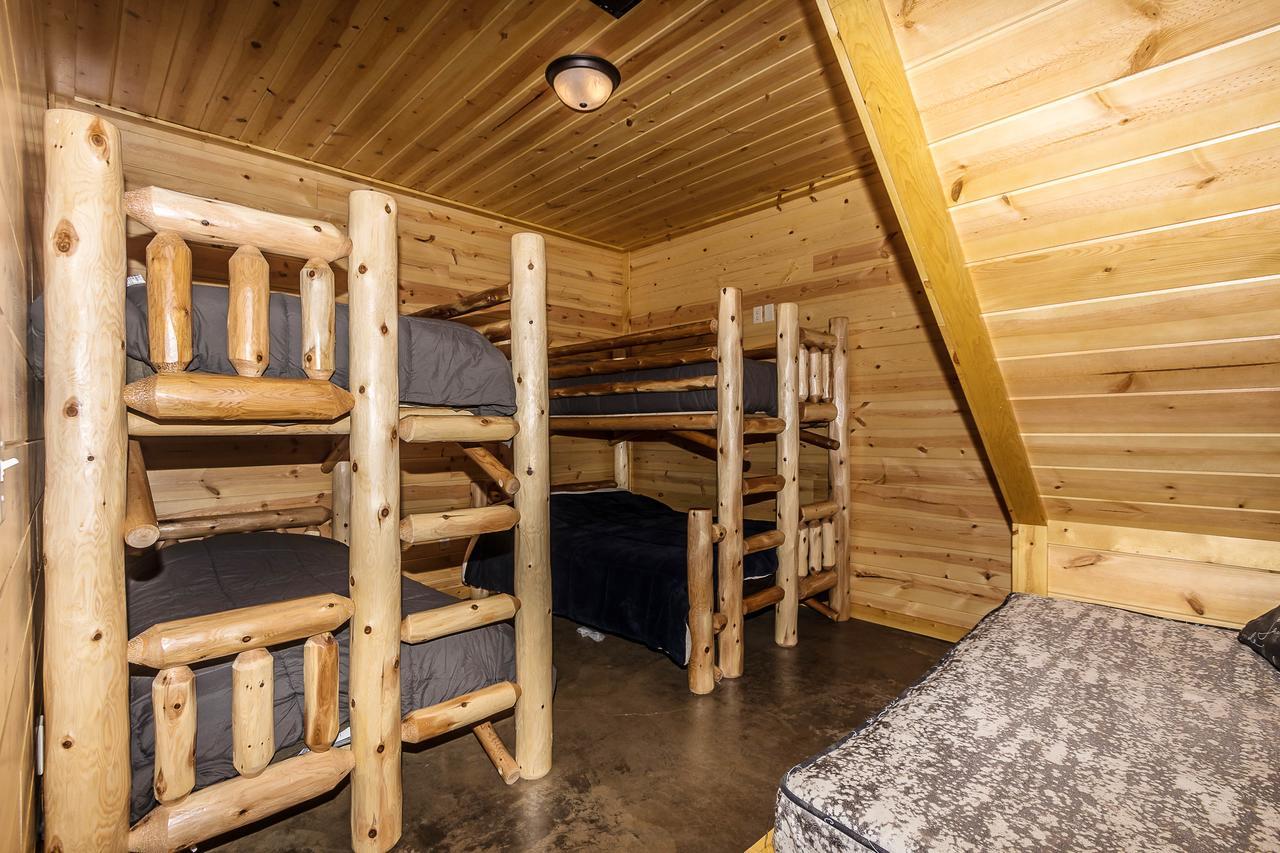Hocking Hills Cabins & Resort Foxfire Логан Экстерьер фото