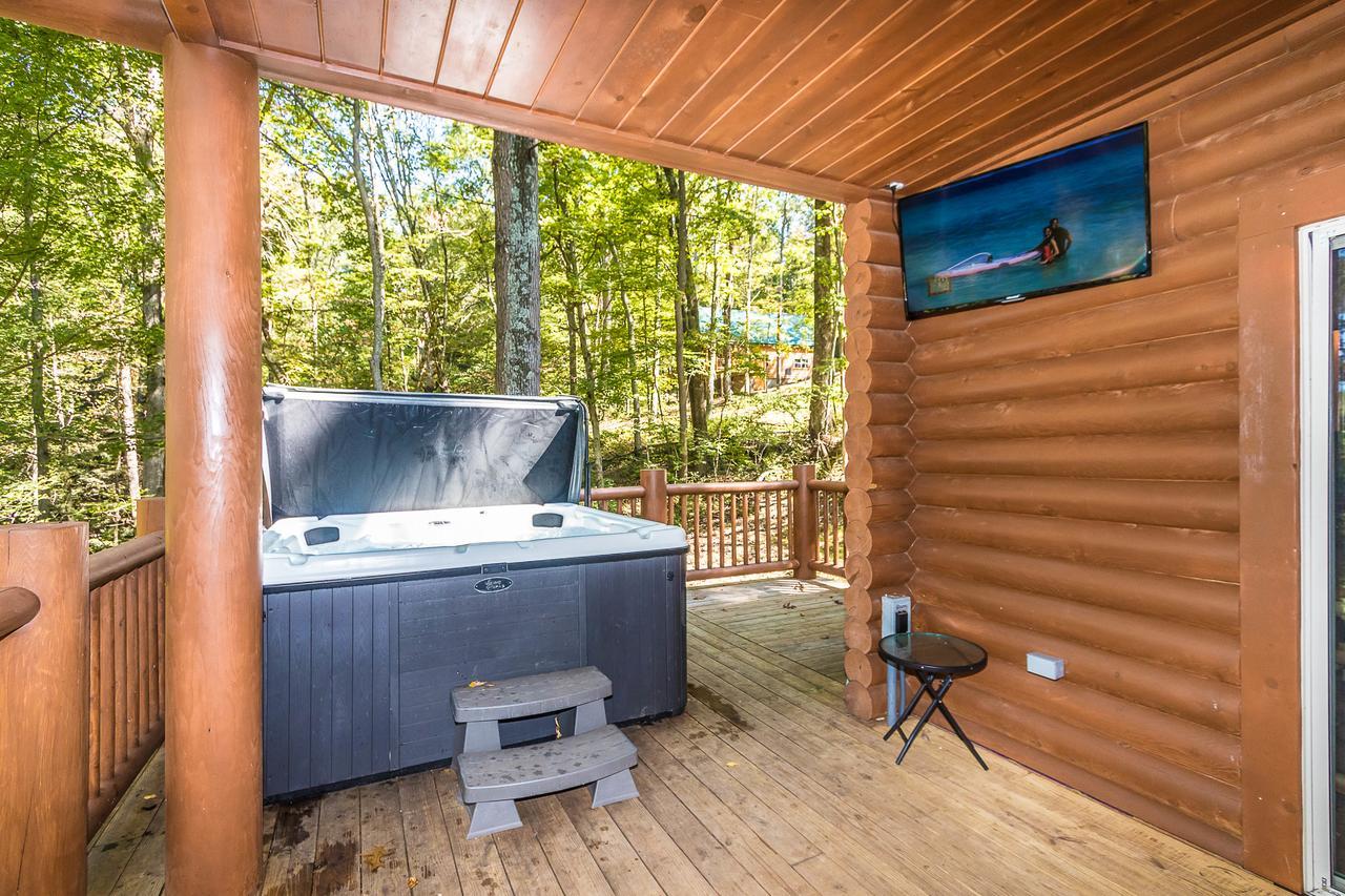 Hocking Hills Cabins & Resort Foxfire Логан Экстерьер фото